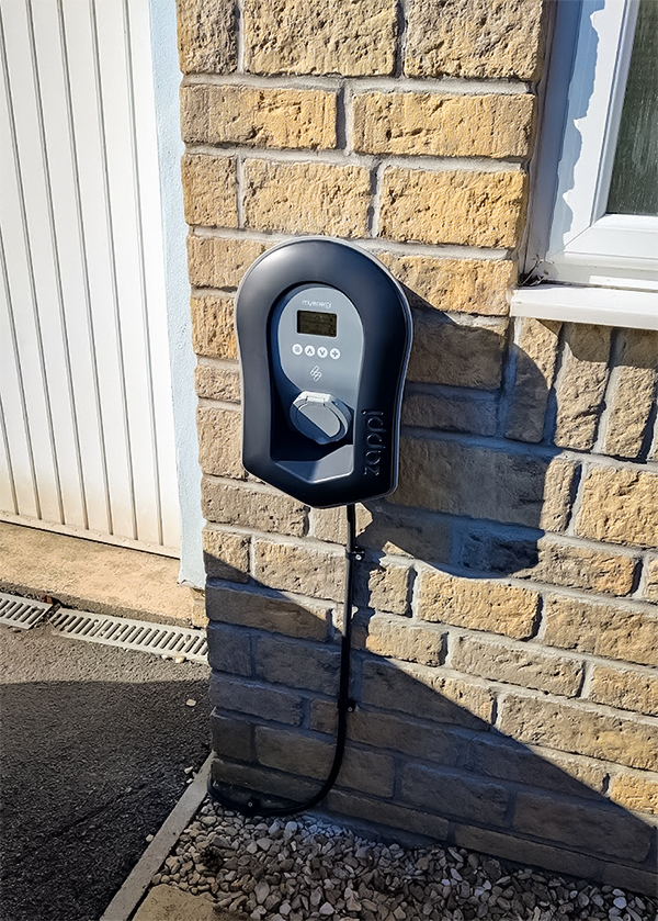 Zappi myenergi black EV home charge point